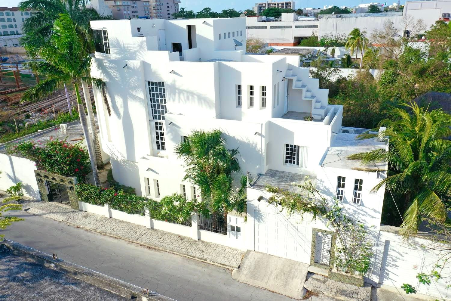 Exterior view of Casa51 - Luxury accommodation in Cozumel